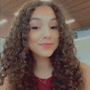 Meet your Posher, Bianca